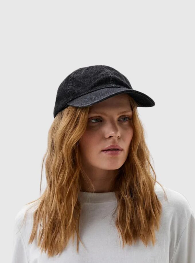 Levi's Unisex Essential Black OS size Cap