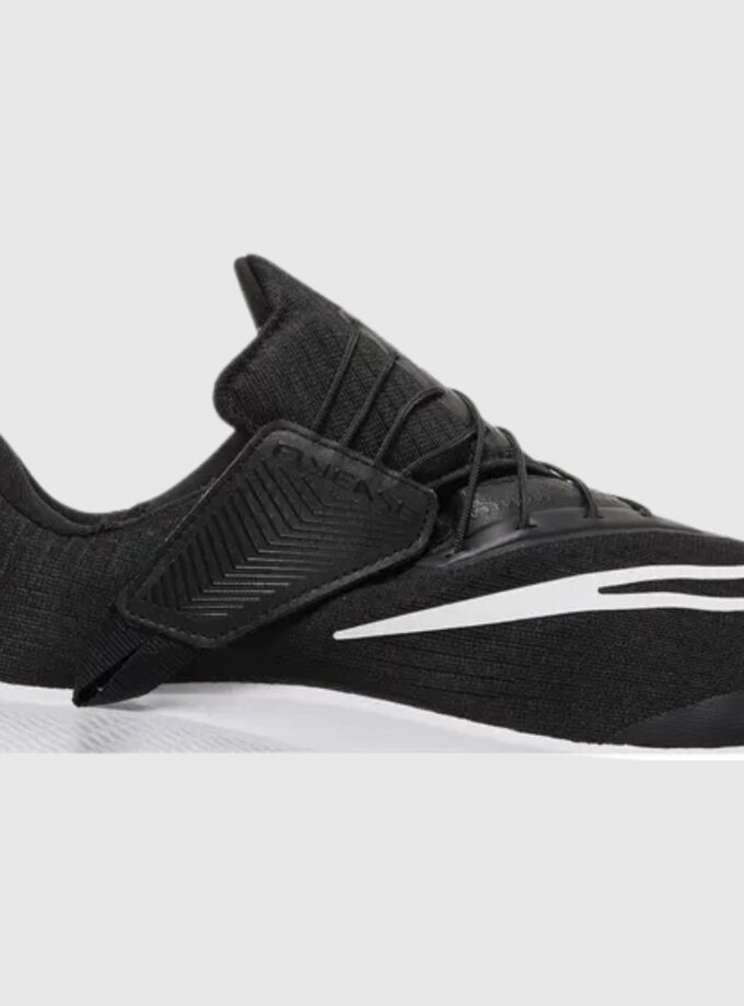 Nike Air Zoom Pegasus Flyease 4E Mens Running Trainers