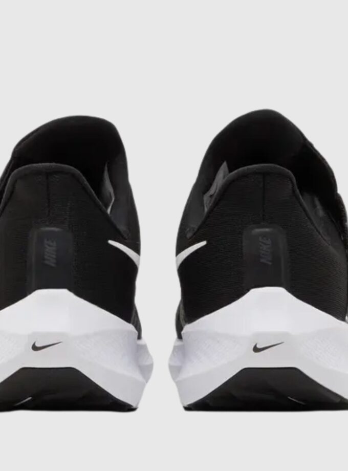 Nike Air Zoom Pegasus Flyease 4E Mens Running Trainers