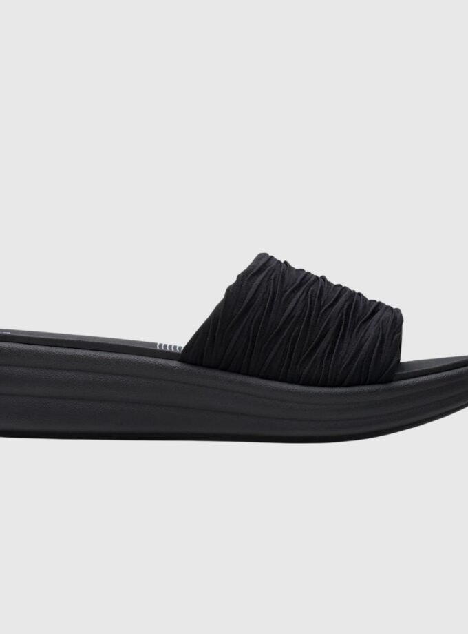 Clarks Women's Drift Petal Slide Sandal